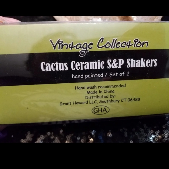 Cactus salt & pepper shakers - Picture 3 of 6